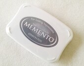 London Fog Grey Memento Dye Ink Pad