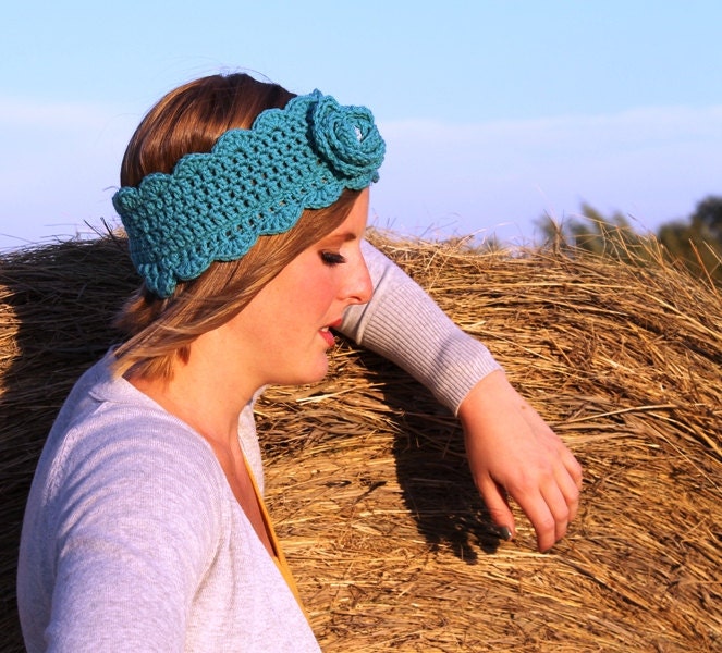 Crochet Headband. Crochet Earwarmer. Flower Headband. Blue Headband. Flower Earwarmer. Retro Headband. Made to Order.