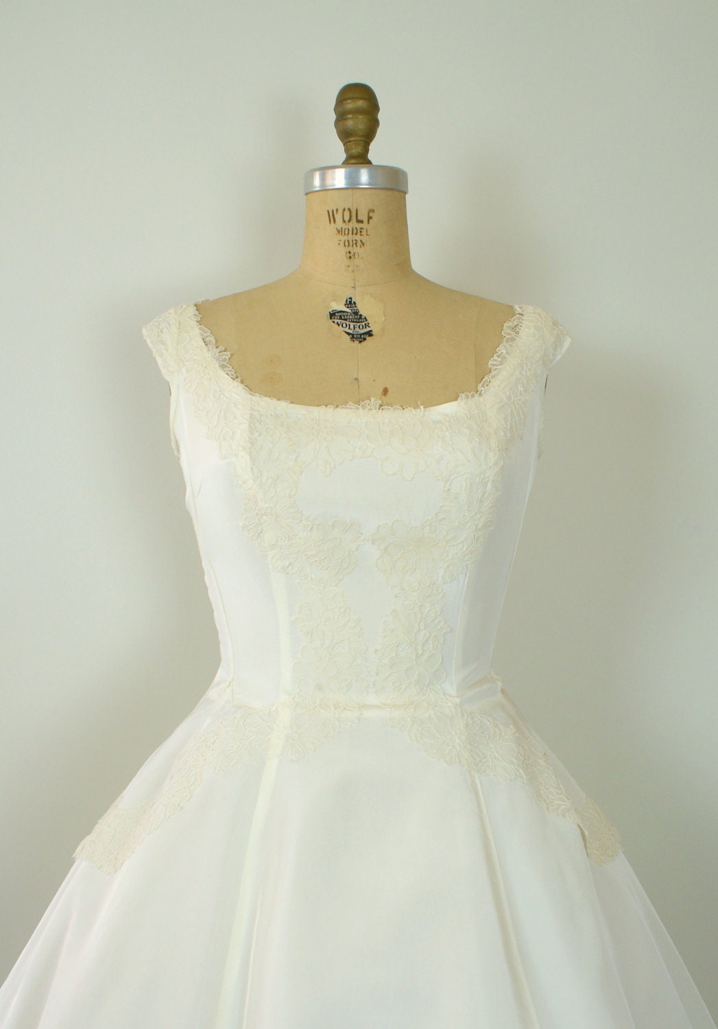 Vintage 1950s Wedding Dress -- Ivory Taffeta and Lace Tea Length  Wedding Gown -- Forever After