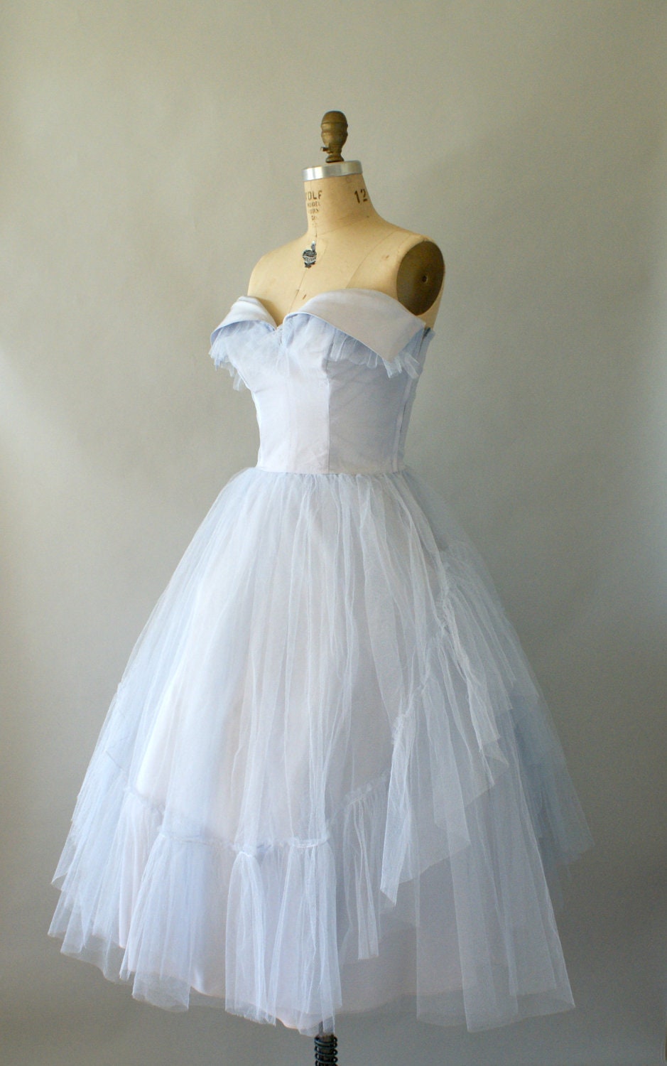 1950s Formal Gown -- Vintage 1950s Pale Blue Periwinkle Cupcake Gown -- Full skirt Tulle