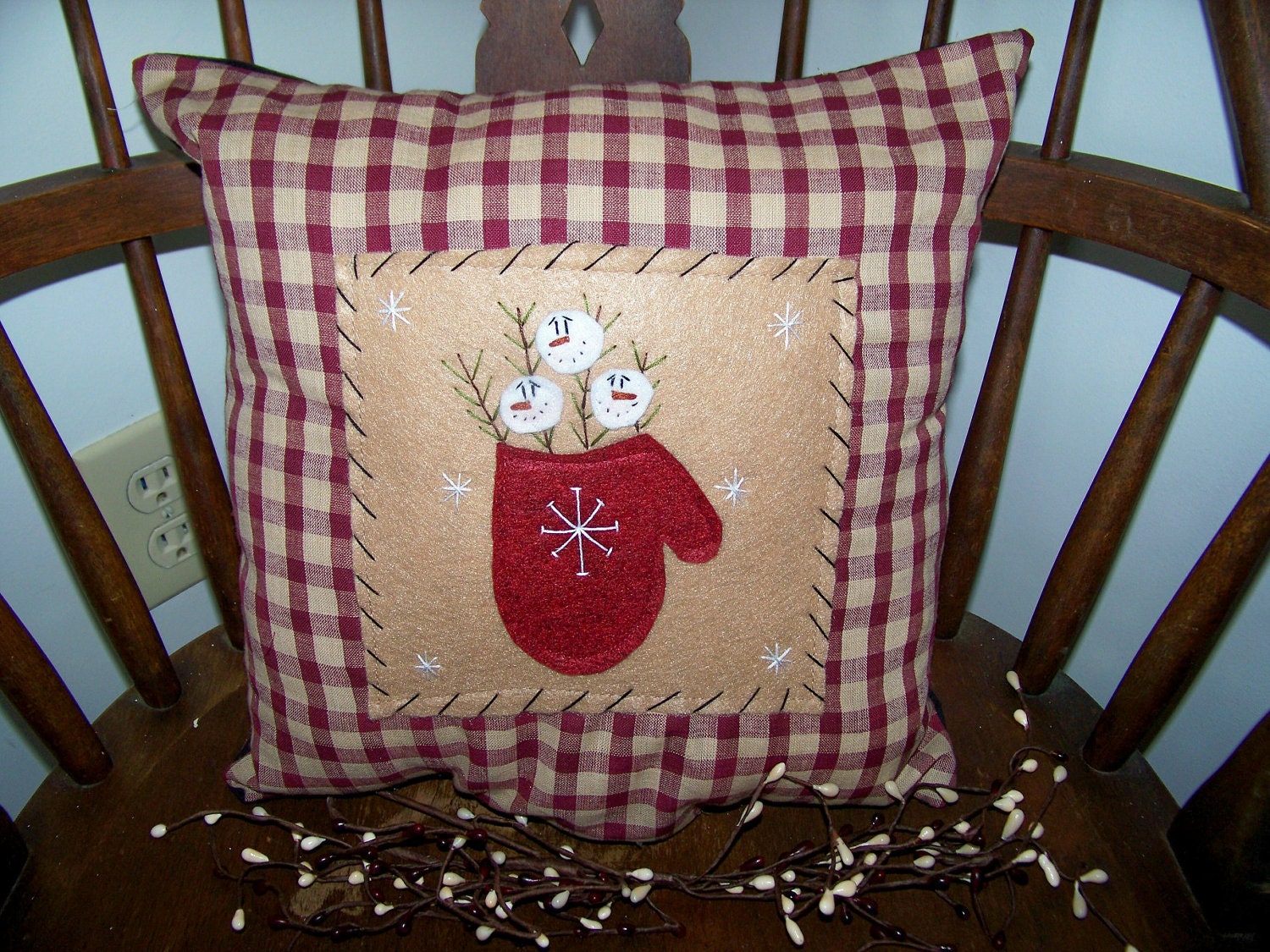 Primitive Snowman Pillow Winter Mitten Christmas Snow Snowflakes Prim Country Home Decor UNSTUFFED Stitchery Snowmen Accent Grungy