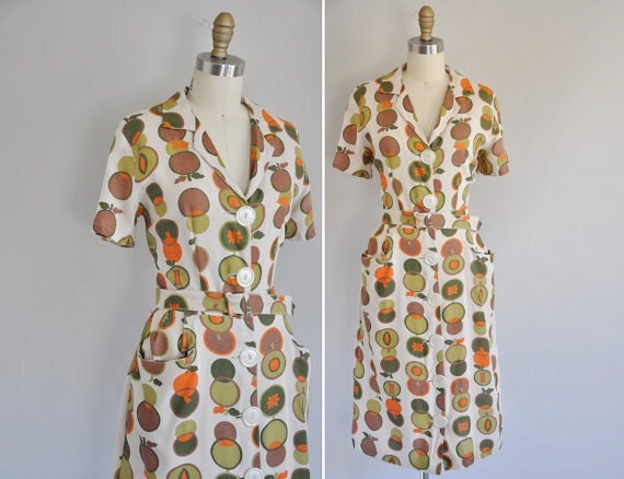 vintage 1950s dress / 50s linen apple novelty print dress / Johnny Apple Seed