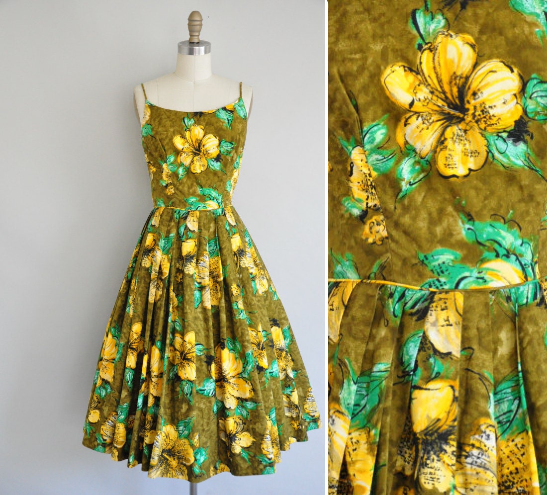50s Tiki bombshell dress / vintage 1950s made in Honolulu designer dress / 50s cotton dress
