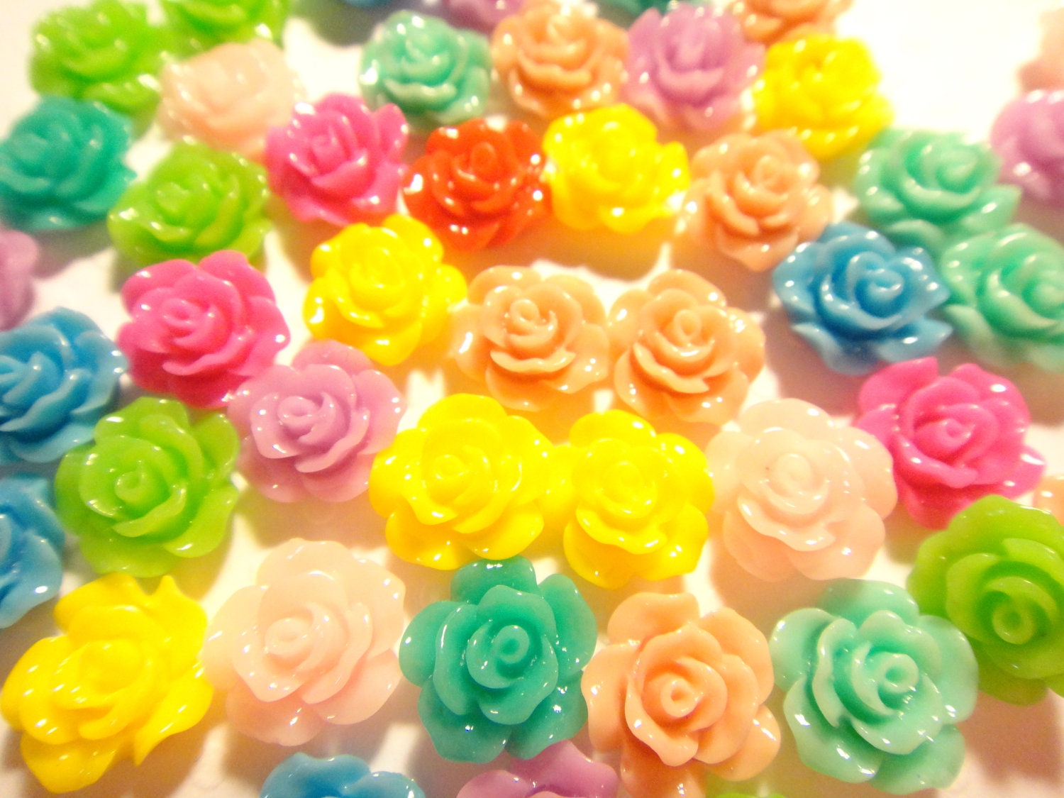 100pcs Resin Rose Flower Cabochon mixed colors 10mm (no hole)