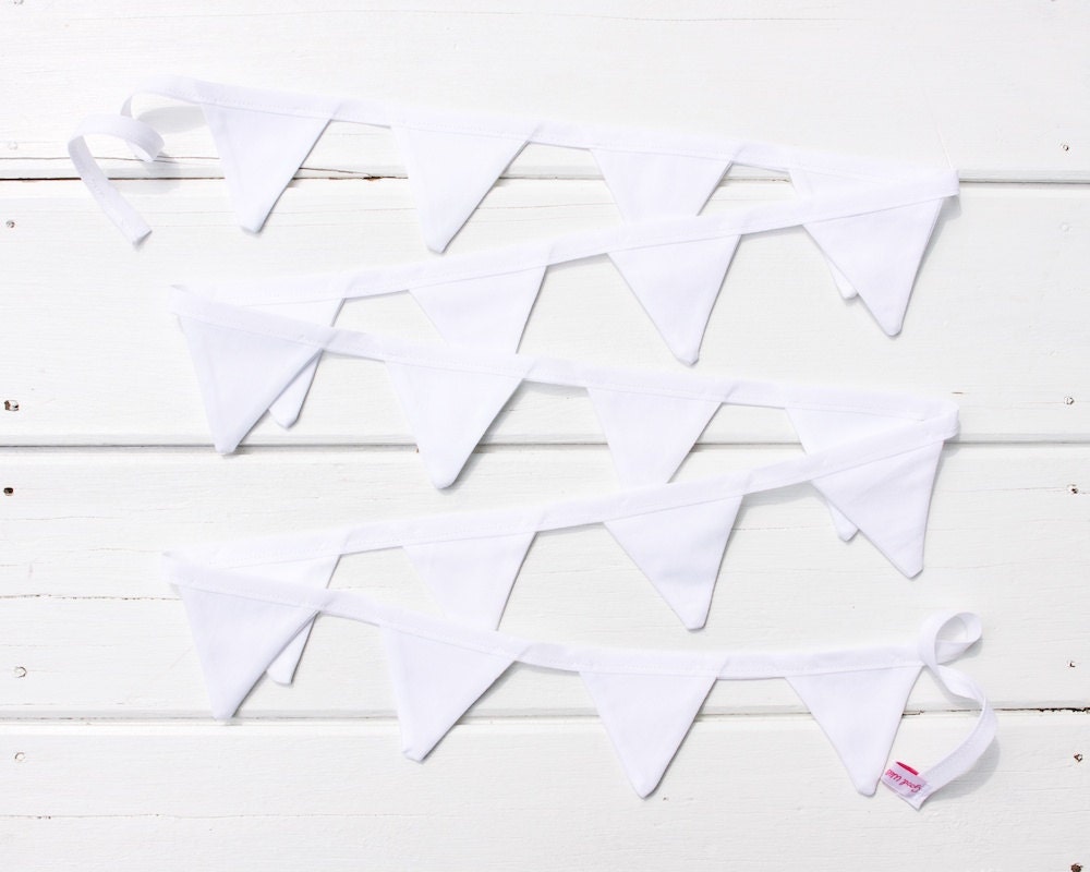 Mini Good WIll Bunting Pure White