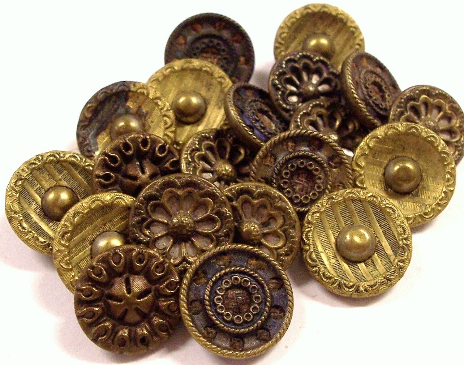 VINTAGE Metal BUTTONS Antique Victorian Metal Buttons by punksrus