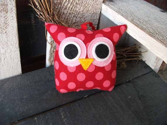 Polka Dot Owl Baby Shower / Birthday Party Favor /smashcake /Nursery Decor / Mini Owl Pillow/Choose Your Color