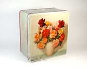 Gray Dunn Roses Cookie Tin