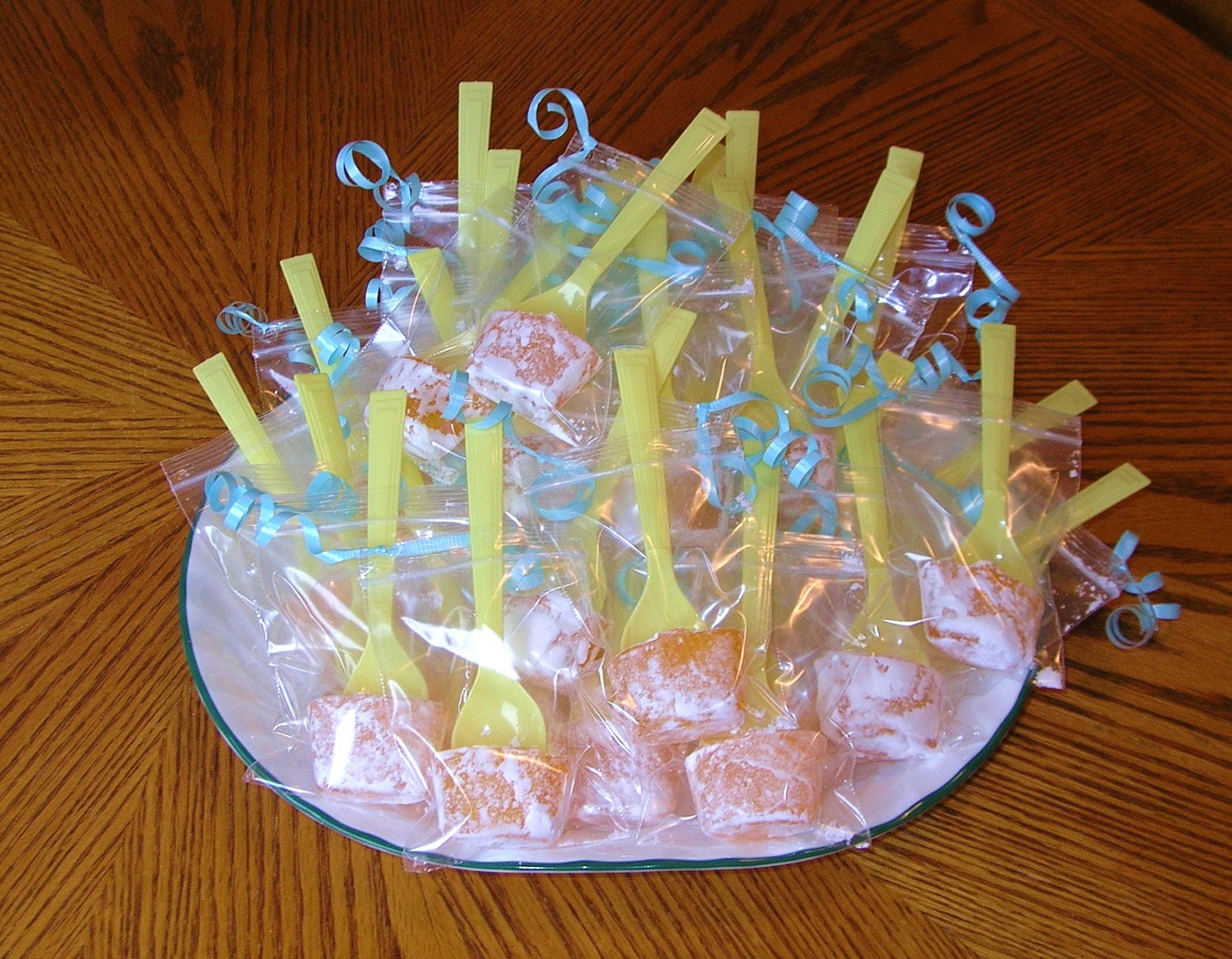 Tea Stir Stick Spoons With Cinnamon or Honey/Lemon Flavored Candy Tea Sweetener