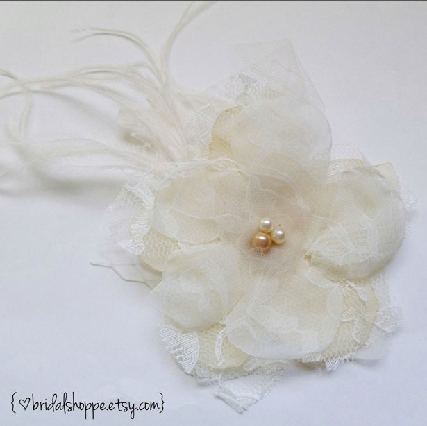 Bridal Fascinator  Lacy -Champagne and Ivory Lace Bridal Hairpiece