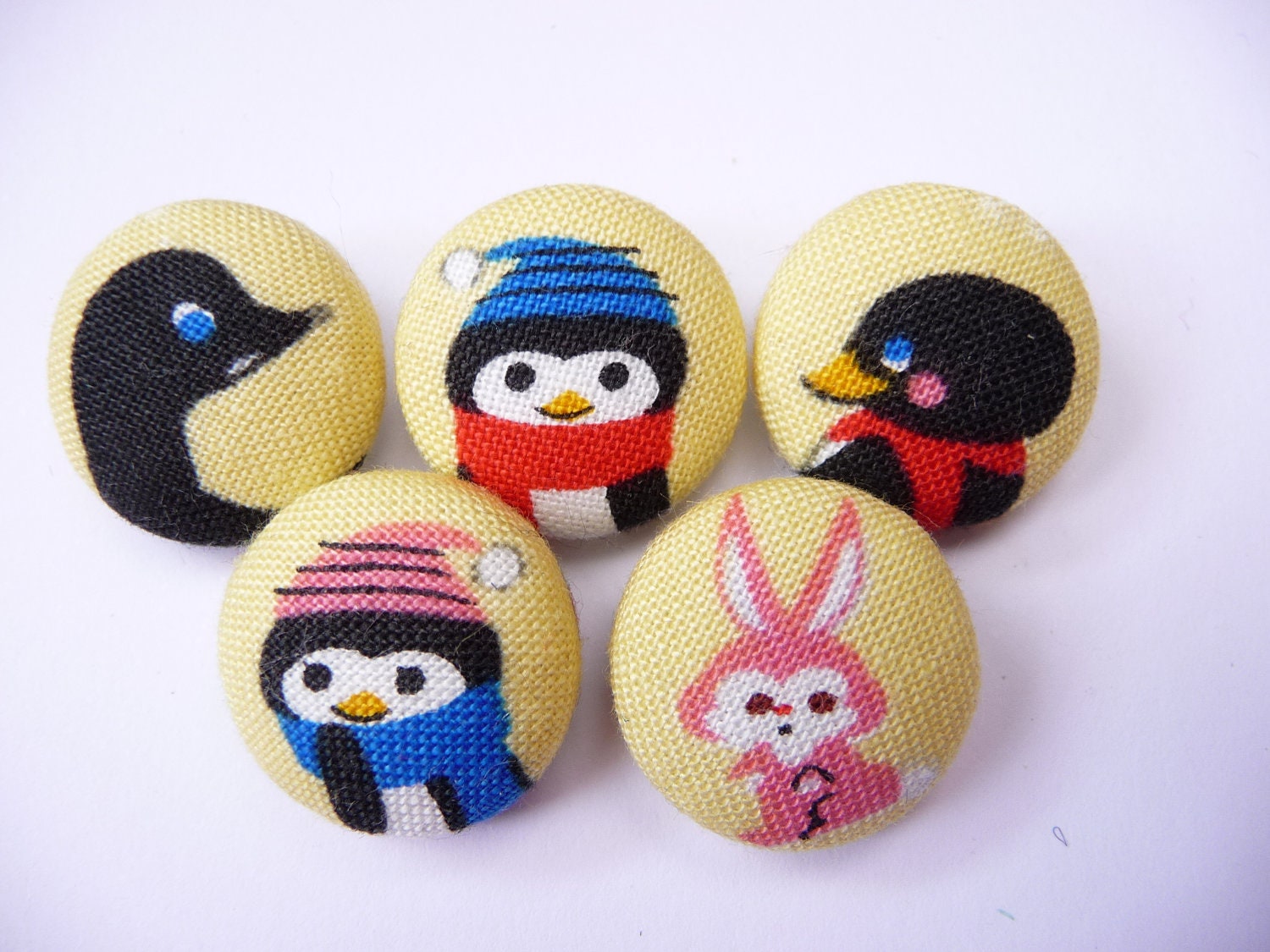 5 Kawaii winter penguins handmade fabric covered buttons  3/4 inches