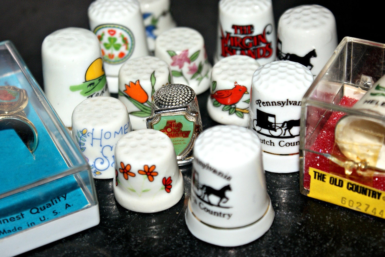 Thimbles Lot Vintage Souvenir Collectible