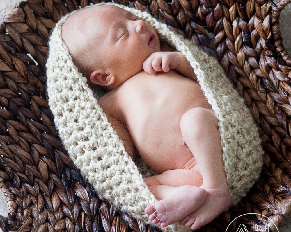 Newborn Baby Cocoon Bowl -Hand Crocheted in Cream/Ecru