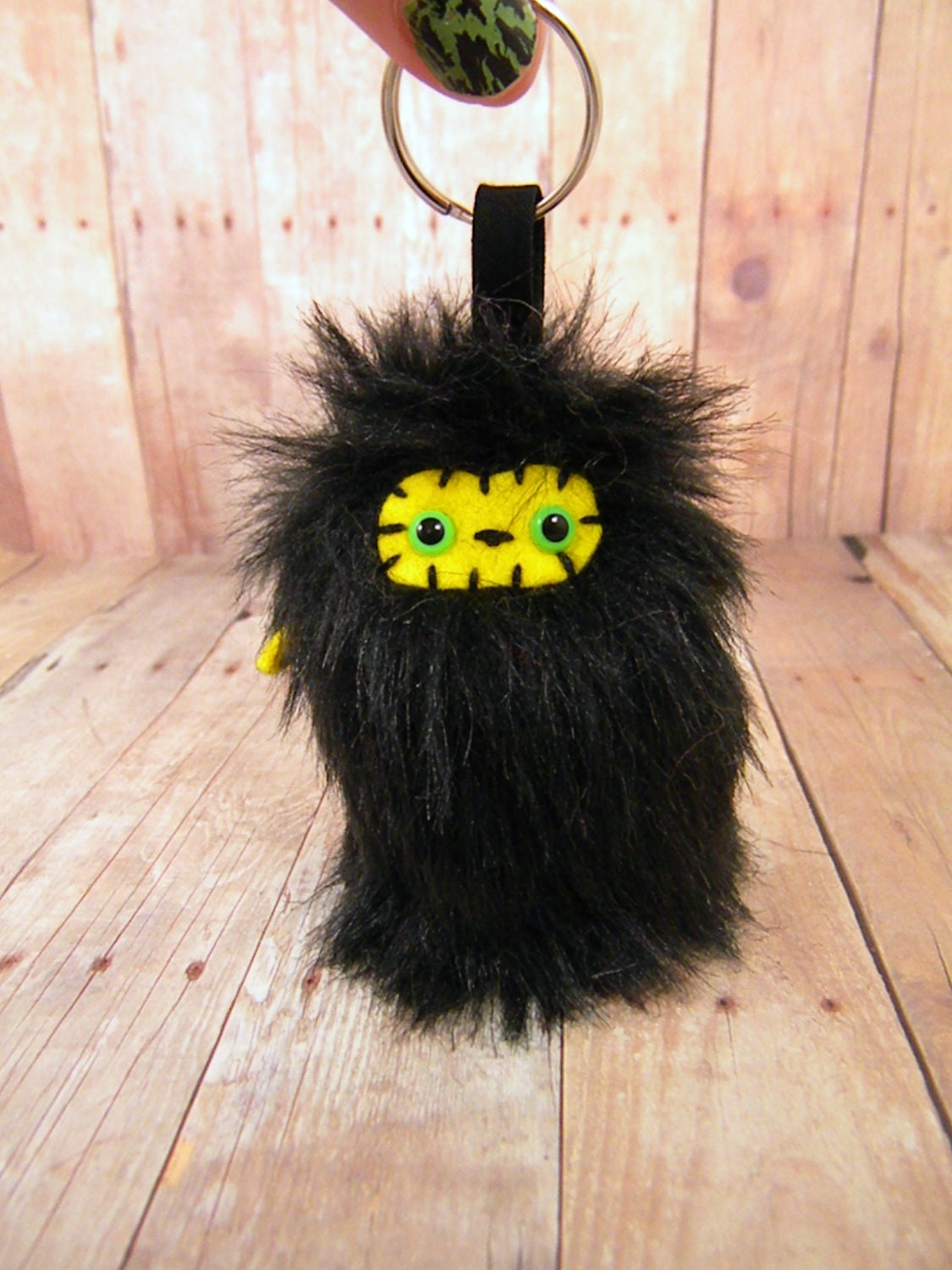 Jeeb the plush monster miniature black and yellow Little Ugglette keychain