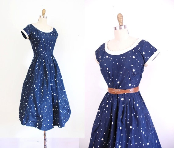 s a l e 1950s Dress / 50s Dotty Dancing Dress / Taffeta