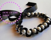 SALE Pearl Bracelet Bridesmaid Pearl Bracelet Black and White Satin Ribbon and Pearl Bow bracelet Bridesmaid Gift Bridesmaid Jewelry