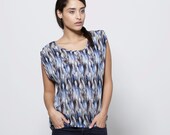 Feather printed blue shirt, fall fashion for women, women blouse, tank top, print tshirt