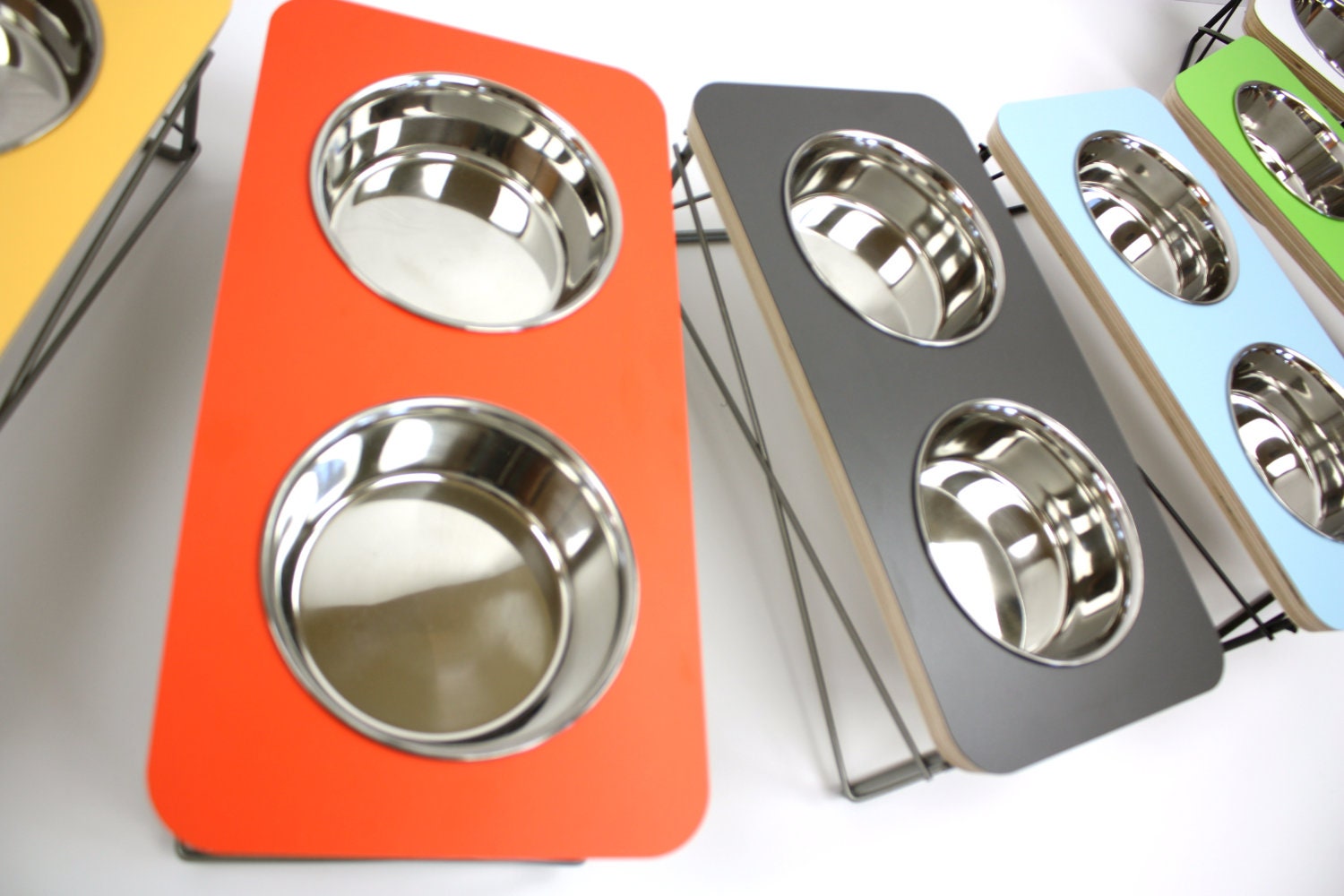 Modern Cat Dog Elevated Pet Feeder / Bowl Holder / Dish Holder