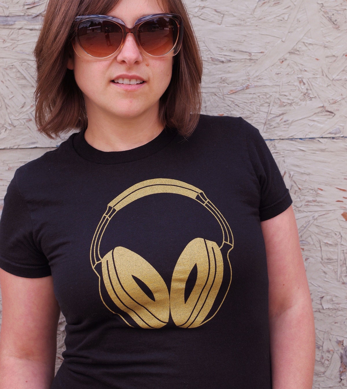 Gold Headphones women's small black t-shirt, dj retro music large shirt ladies hip hop
