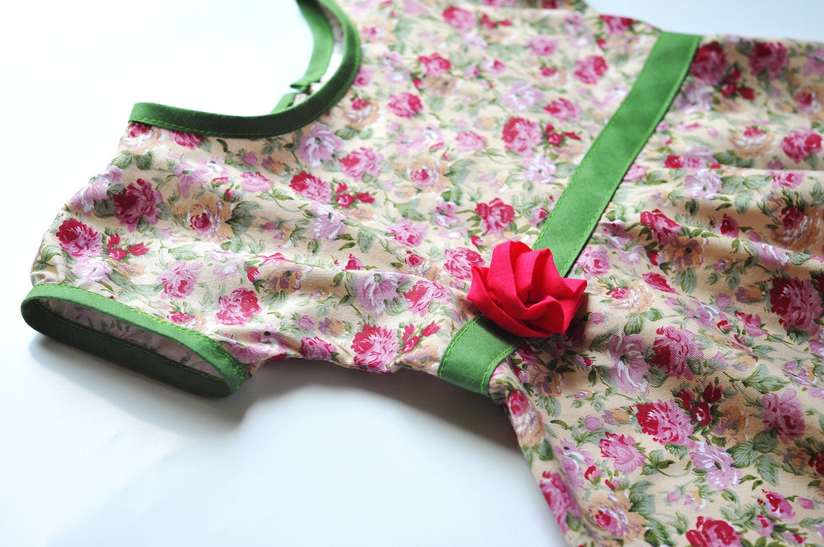 Girls summer dress pink, white, green, beige, rose / clover flower print Floral cotton with fabric rose, sizes - 4 T, toddler
