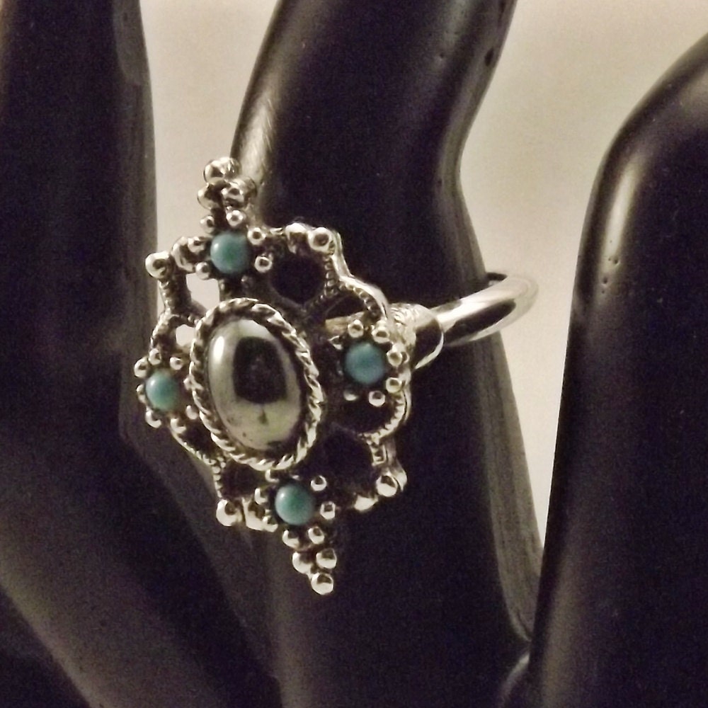 Vintage Hematite Ring 1970s Avon Mirabella 6 to 7 1/2
