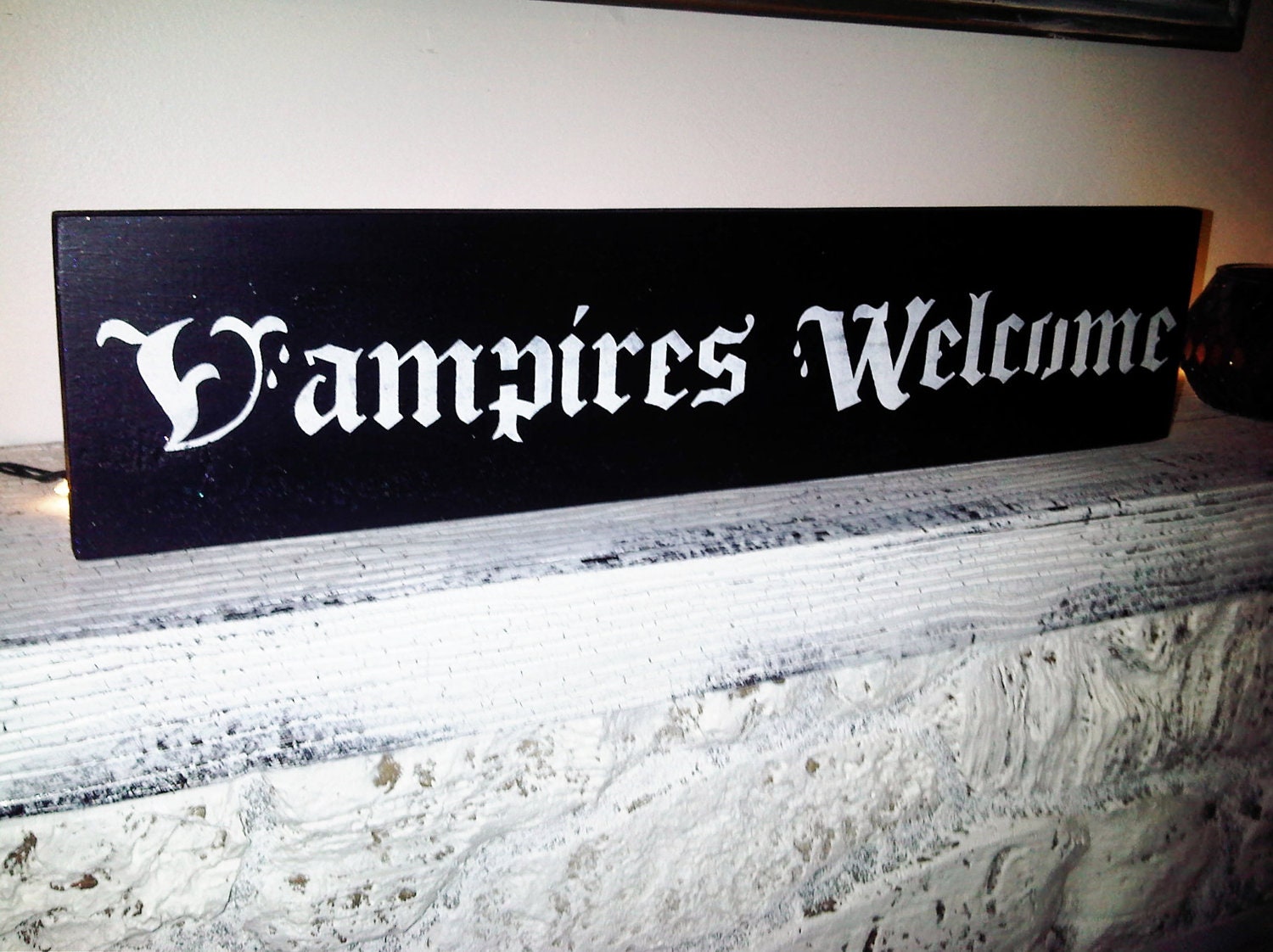 Breaking Dawn VAMPIRES WELCOME -Twilight, Halloween decoration sign - 6x24 black & white - Halloween decor