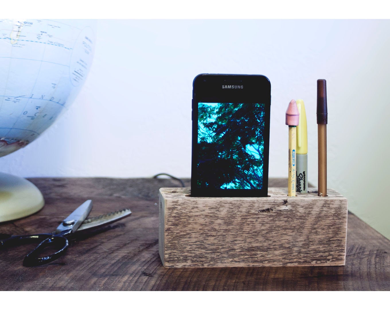 Modern Reclaimed iPhone / Android Dock -FREE SHIPPING