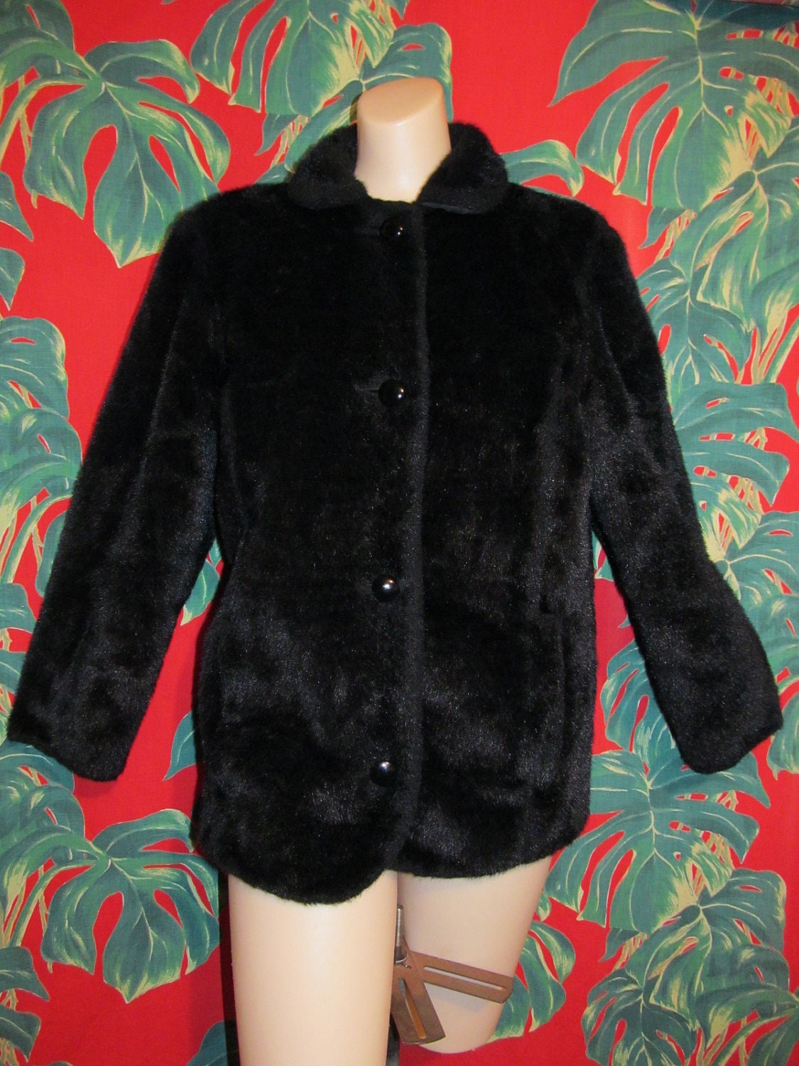Classy vintage 50's 60's mod black faux fur jacket / coat by White Stag
