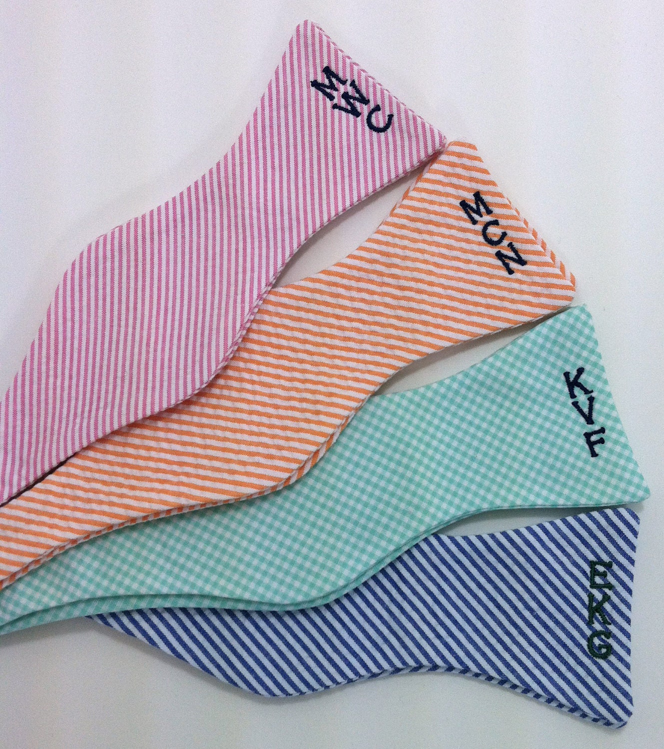 Monogrammed Seersucker Bow Tie - Pick your color, Groomsmen Gift, Personalized Gift, Father's Day