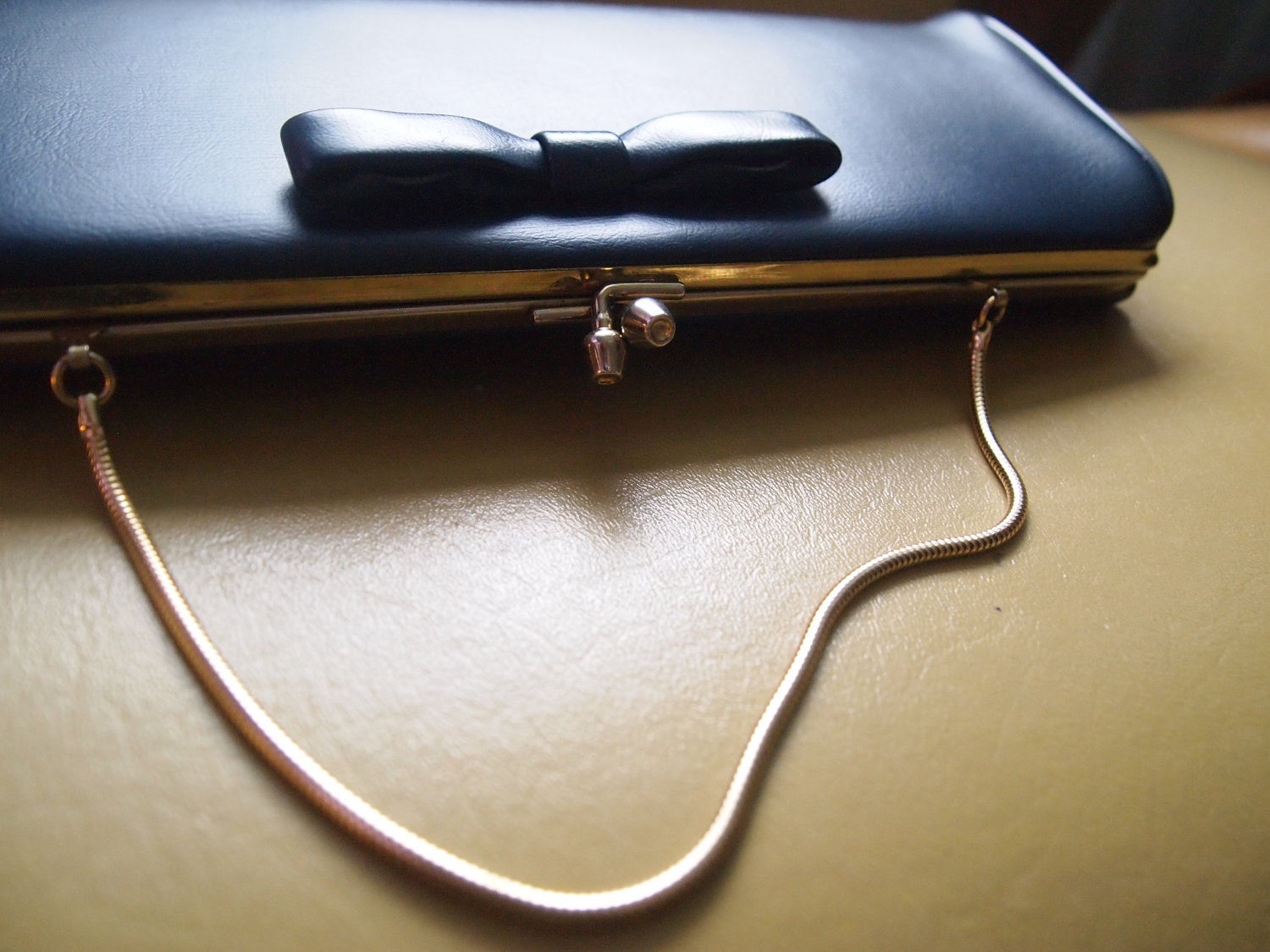 Vintage Navy Blue Kisslock Clutch with Gold Chain