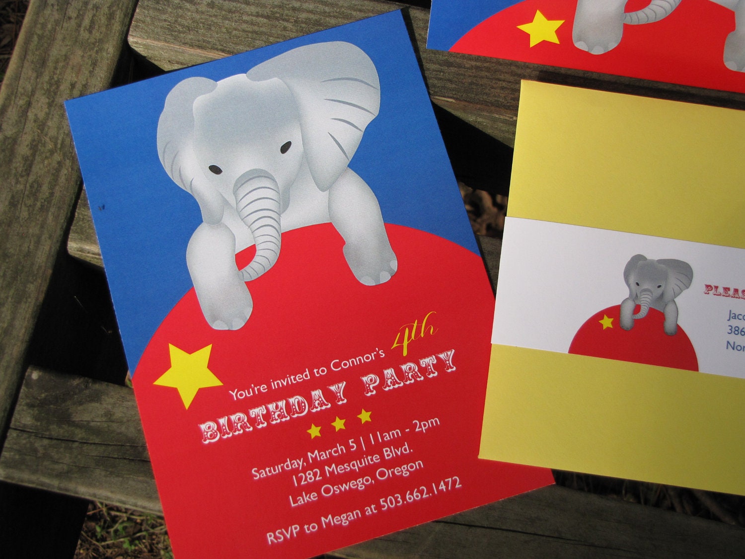 Circus Elephant Birthday Invitation - Red and Blue / Set of 10