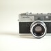 Vintage Minolta Hi-Matic 7S 1960s Rangefinder with base case and strap prop decor 35mm made in japan snapshots amazing photos