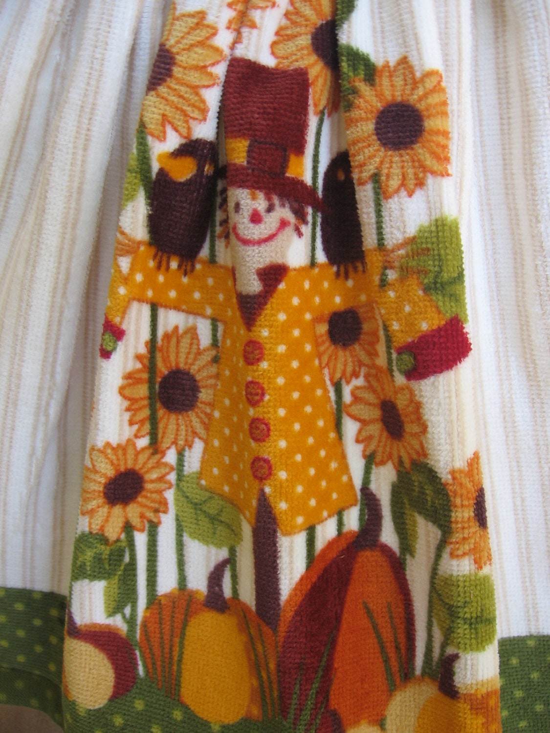 Scarecrow Kitchen Tea Towel U-Pick Top Color Hanging Kitchen Towel with Sunflowers and Scarecrow