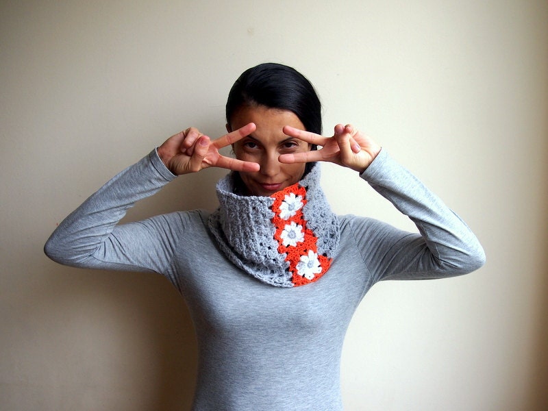 Neckwarmer  - granny lacy circle grey tangerine  cowl crochet - lace loop infinity white flower - Accessorise