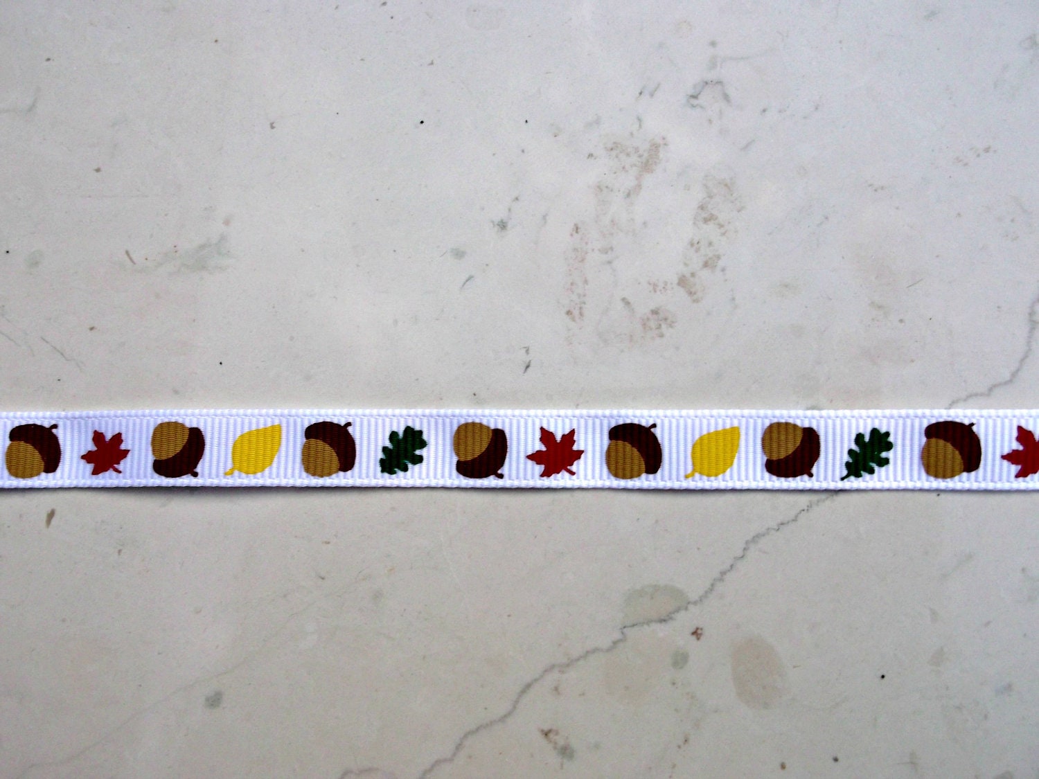 Autumn Acorns and Maple leaves on 3/8" grosgrain ribbon Il_570xn