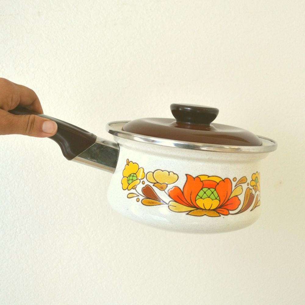 Retro Floral Pot Sanko Ware Enamel Sauce by StoryTellersVintage
