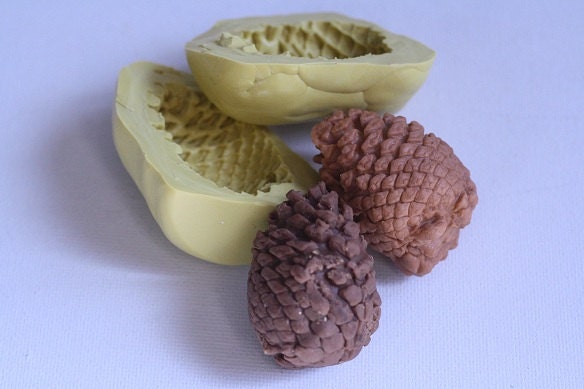 Food- safe silicone pinecone mold for cake decorating, chocolate, hard candy, polymer clay, resin, wax, soap, silicone mould, larger mold