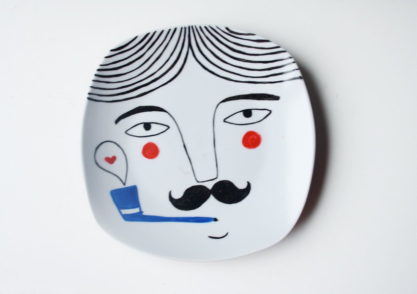 Hand painted plate decoration - Lord Arthur