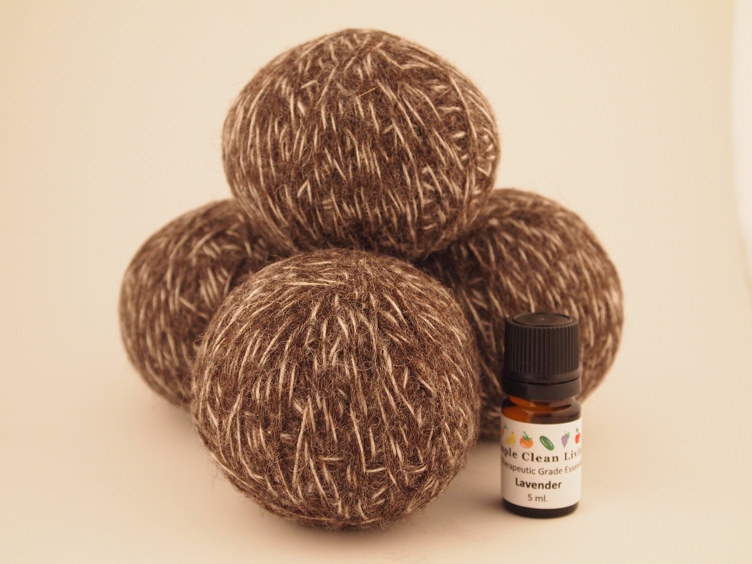 Wool Dryer Balls, Set of 4 with 5 ml Essential Oil for Scent