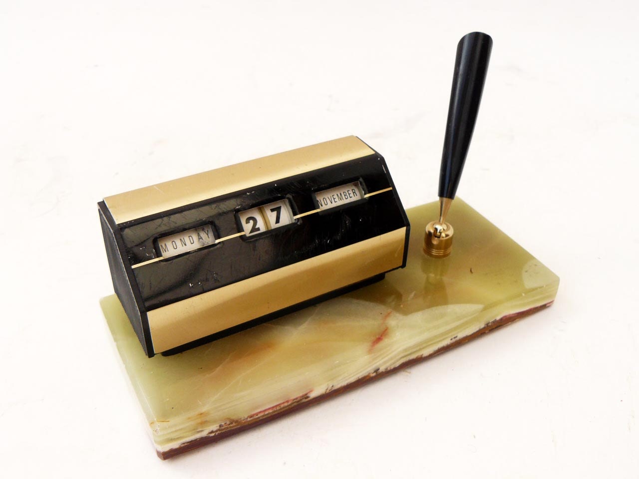 vintage perpetual calendar pen stand