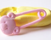 Safety pin mold 327 - silicone mold, craft mold, porcelain mold, jewelry mold, food mold, pop up mold, clays mold, flexible mold