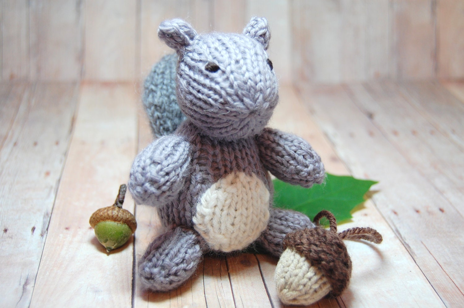 Gray Squirrel with Acorn Knitting Pattern and Picture Tutorial - Squirrel Acorn Toy PDF - Waldorf Knit Squirrel Acorn Pattern DIY