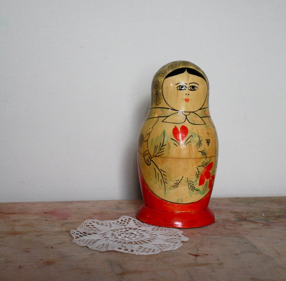 Single Matryoshka Nesting Doll. Folk Russian Decoration. Pencil Case. Container. Medium Size.