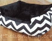 One-Piece 19" X 15"  - Dog Bed - Cat Bed - Black & White with Minky Fleece