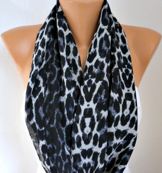Leopard - Infinity Scarf Shawl Circle Scarf Loop Scarf  Gift -fatwoman