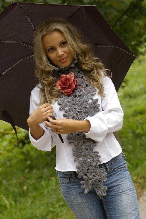 Apple green, Lace Neckwarmer,scarf, fashion,gift, valentine, valentines day, winter trends, fashion, 2012