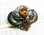 Kaikara - Aged brass filigree pendant - Fantasy mythology inspired jewelry - Vintage victorian steampunk gothic style