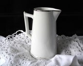 Milk jug  white Jeanne d'Arc Living style