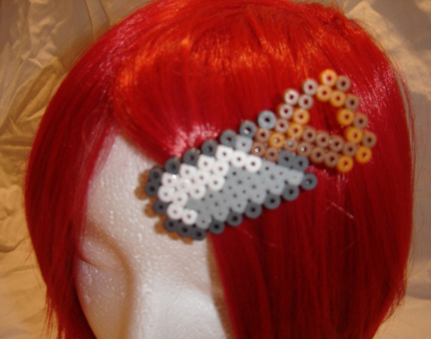 Minecraft style 8bit bone saw video game perler barrette retro hipster piel 16bit