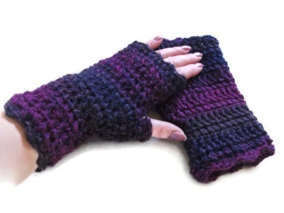 Wristies/Fingerless Mittens in Purple, Plum & Navy. Accessories, Women, Autumn, Winter, Spring,